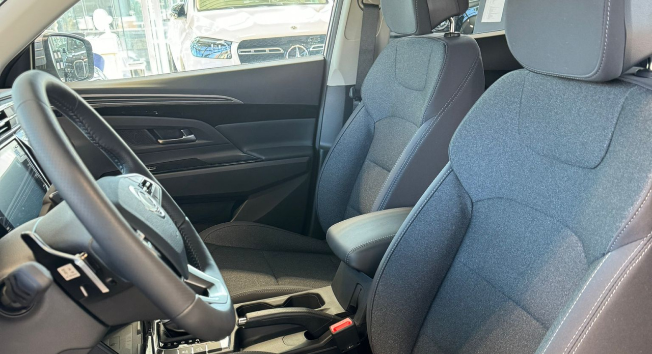 KGM Korando C313 MY24 STYLE+ SUV 1.5 e-XGi - 63771