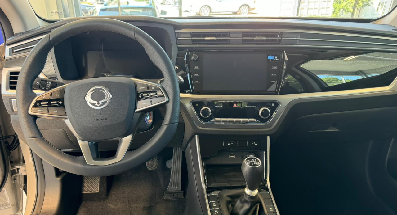 KGM Korando C313 MY24 STYLE+ SUV 1.5 e-XGi - 63774