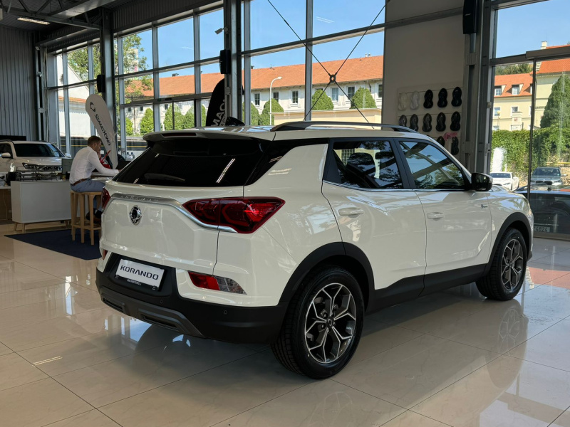 KGM Korando C313 MY24 STYLE+ SUV 1.5 e-XGi - 63774