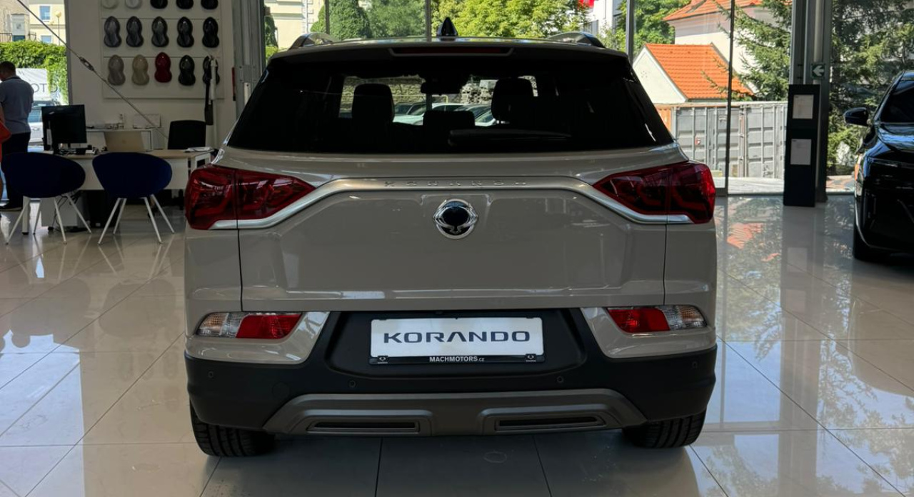 KGM Korando C313 MY24 STYLE+ SUV 1.5 e-XGi - 62748