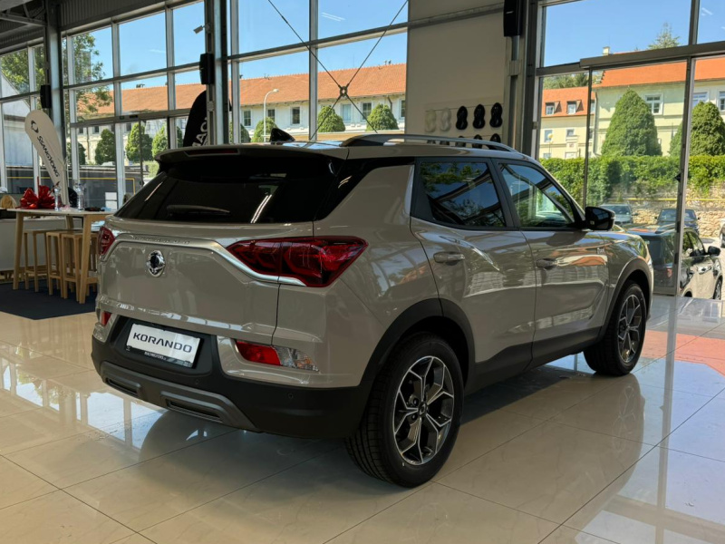 KGM Korando C313 MY24 STYLE+ SUV 1.5 e-XGi - 62748