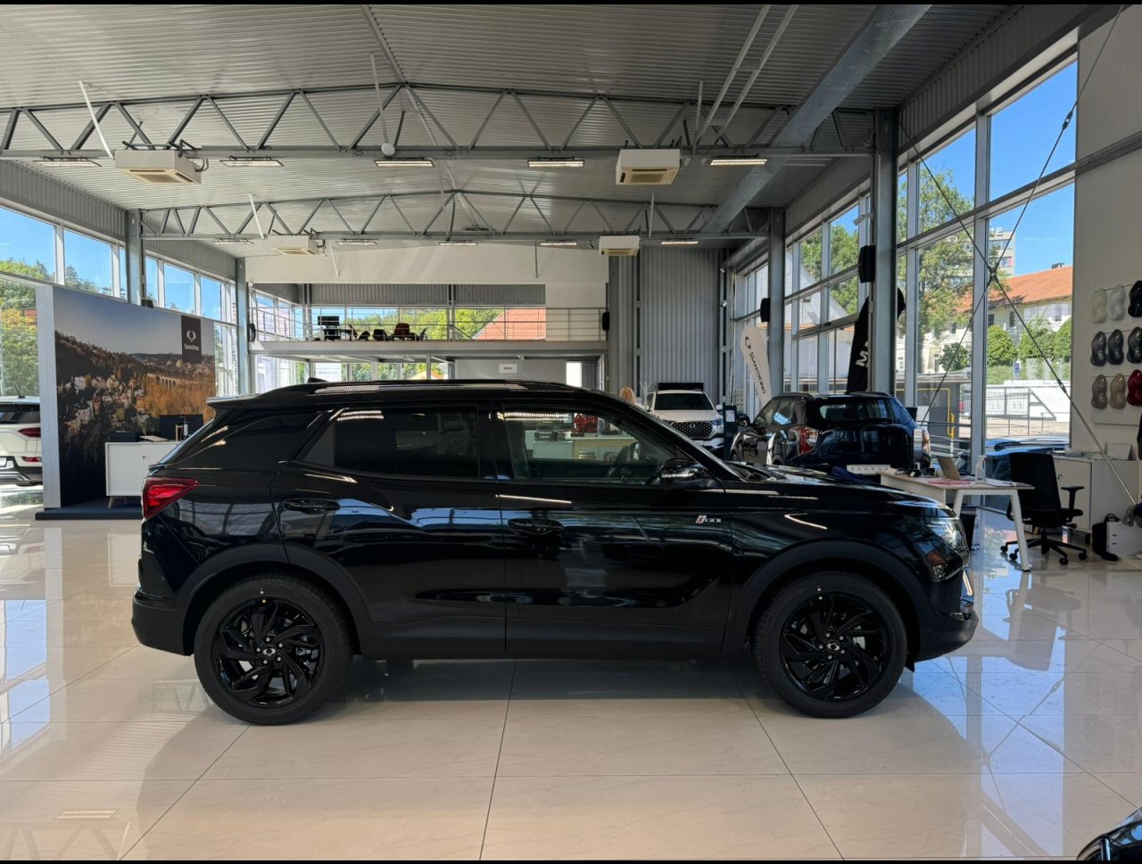 KGM Korando C313 MY24 PREMIUM SUV 1.5 e-XGi - 64540