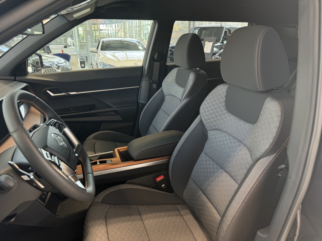 KGM Torres MY25 CLUB SUV 1.5 e-XGi 64535