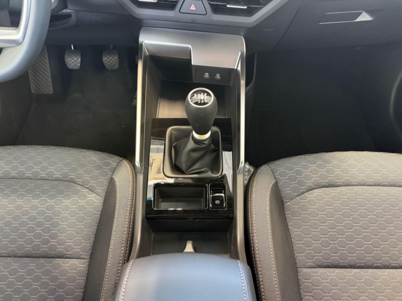 KGM Torres MY25 CLUB SUV 1.5 e-XGi 64528