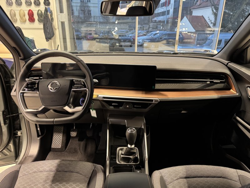 KGM Torres MY25 CLUB SUV 1.5 e-XGi 64534