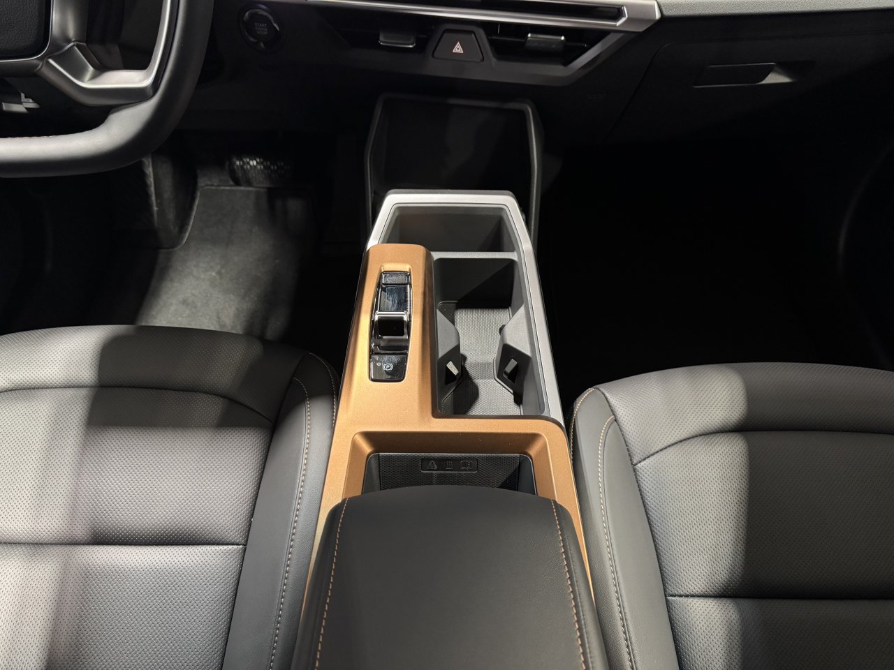 KGM Torres MY25 STYLE SUV 1.5 e-XGi 66103