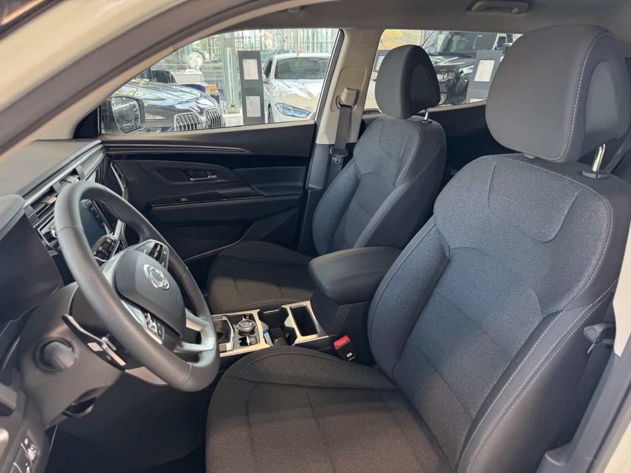 KGM Korando C313 MY25 PREMIUM SUV 1.5 e-XGi - 66095