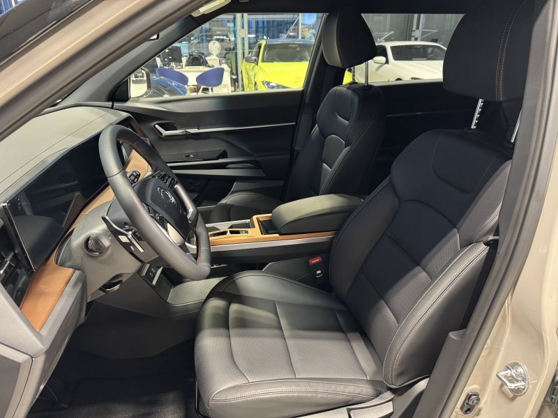 KGM Torres MY25 STYLE SUV 1.5 e-XGi 65850