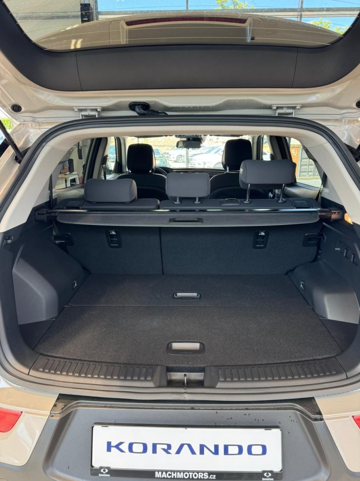 KGM Korando C315 MY26 CLUB SUV 1.5 e-XGi 72686